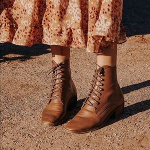 Christy Dawn Boot Sz 10